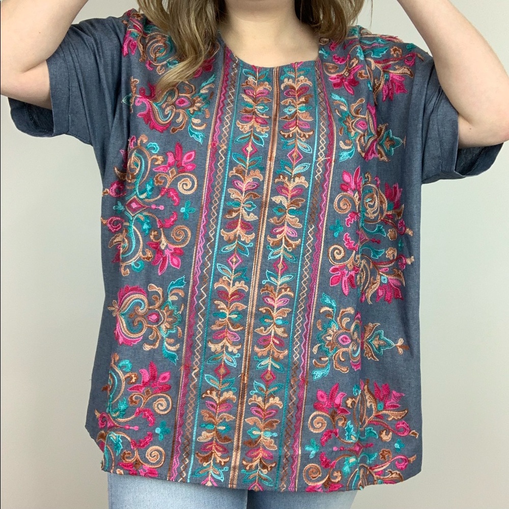 Folklore Floral Paisley Embroidered Top Blue Umgee - Picture 6 of 7